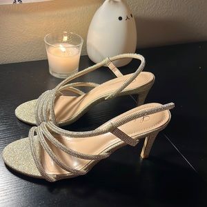 L Lorraine sparkly high heels: size 8.5 color: nude